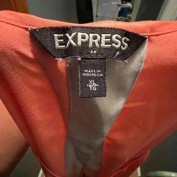 Sheer & Sexy Express Women's Sz XL Peekaboo Open Back Sleeveless Blouse - Picture 5 of 5